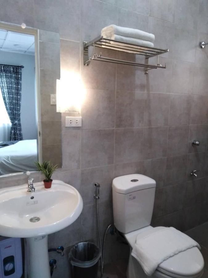 R Bed And Breakfast Baguio City ภายนอก รูปภาพ